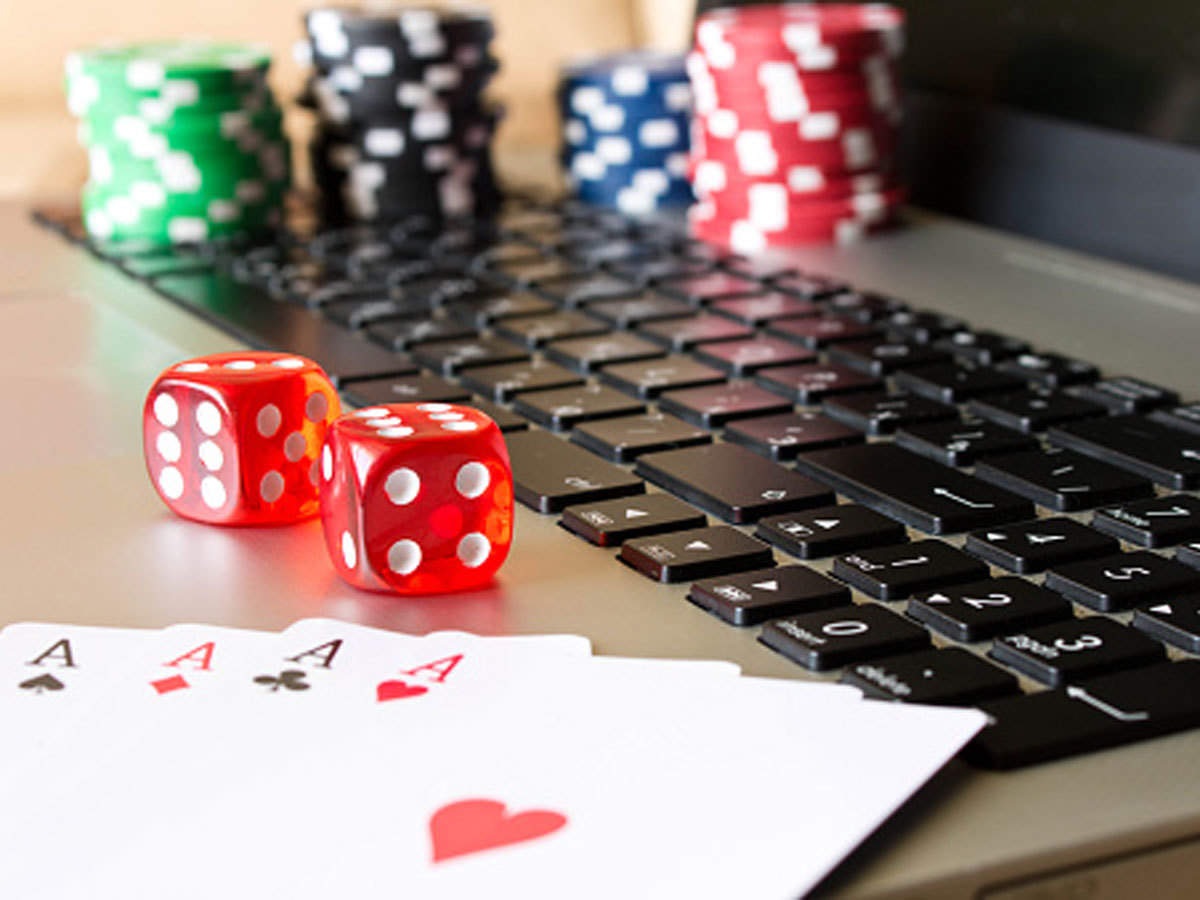 How online casinos use technology to enhance the gaming experience?