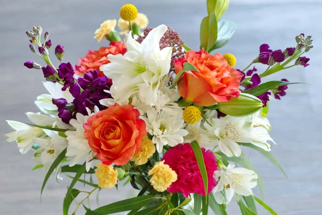 Why should you invest in Online Flower Delivery? 