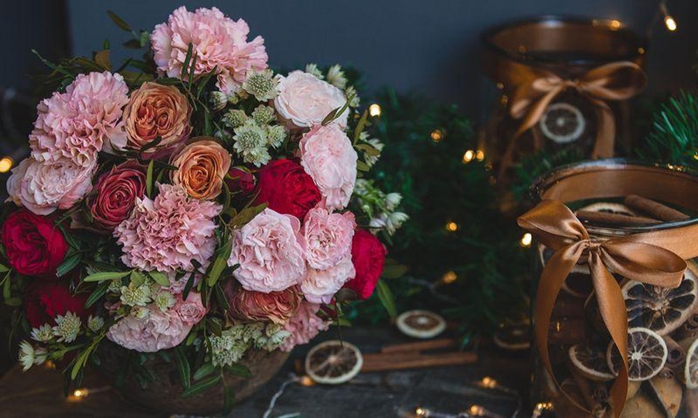 7 Key Considerations When Choosing a Luxury Valentine Bouquet
