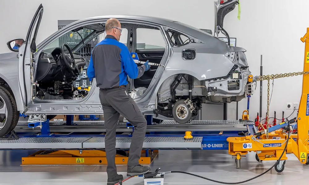 Repair Facilities Continue Adapting to Modern Vehicle Construction